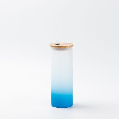 Vaso de vidrio esmerilado sublimable con tapa de bamboo y carrizo, 17oz